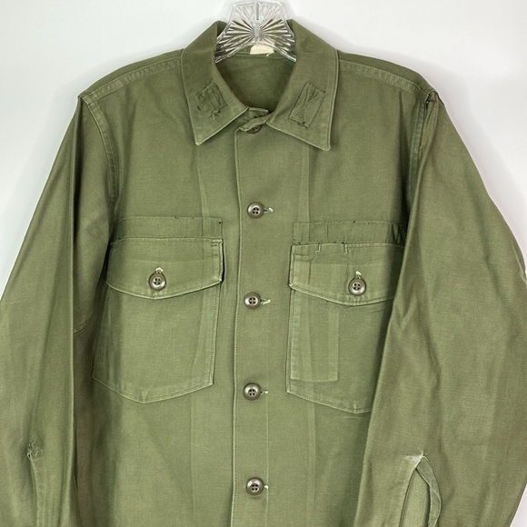 Vintage OG-107 Green Long Sleeve Button Down Military Shirt Size 15.5 x 31 - Picture 2 of 11